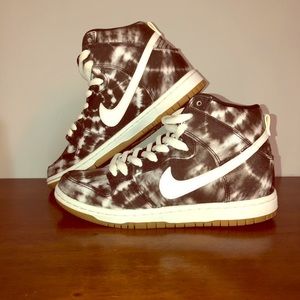 Nike Dunk SB High Premium Tie Dye